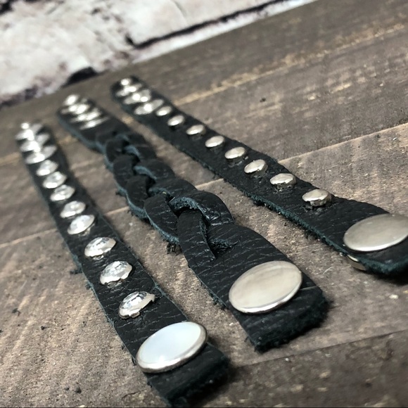 Boho Full-grain Black Leather Bracelet - Picture 4 of 8